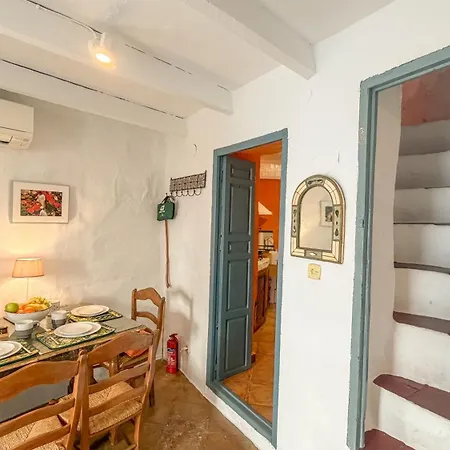 Casa Chorruelo 13 *